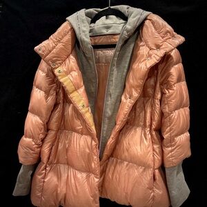 Light pink goose down winter coat 
Herno
Quiet luxury
Size L
Puffer jacket